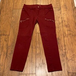 Dark red skimmer pants